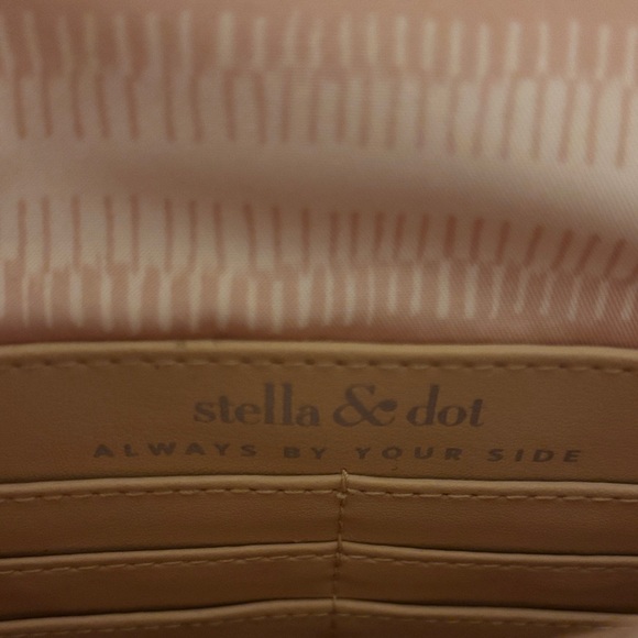 Stella & Dot Gold and Silver Textured Clutch - Picture 3 of 7